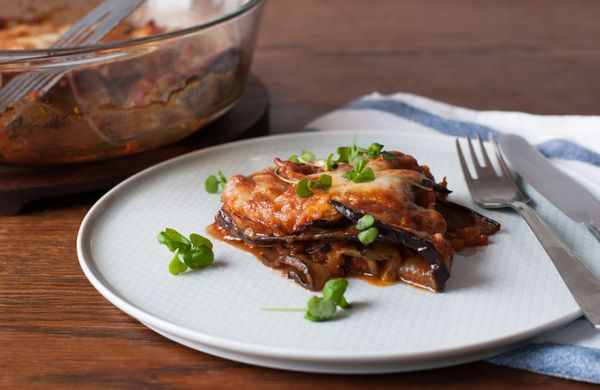 Melanzane alla parmigiana: italienische gebackene Aubergine