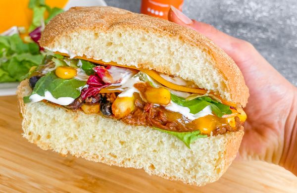 Pita chléb na mexický způsob s hovězím masem