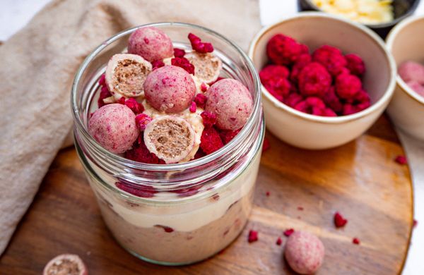 Proteinová kokosová kaše s malinami