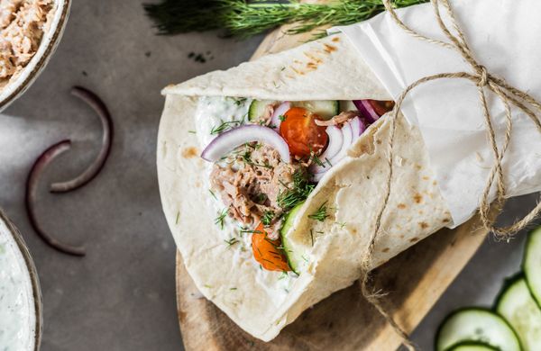 Domácí gyros v tortille s tzatziki