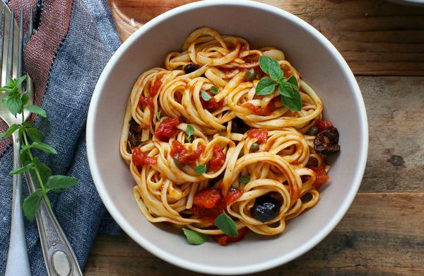 Špagety puttanesca