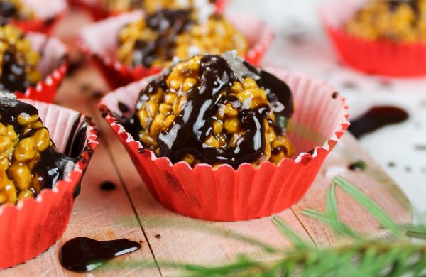 Vegan karamelové kuličky by @surovadcerka